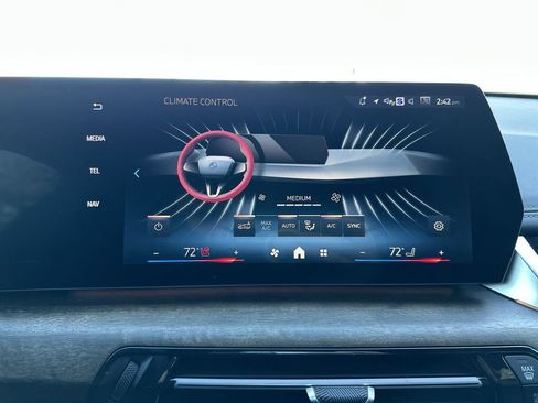 Certified 2025 BMW X1 xDrive28i w/ Convenience Package image 26