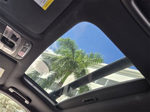 Used 2024 Kia Telluride SX image 22