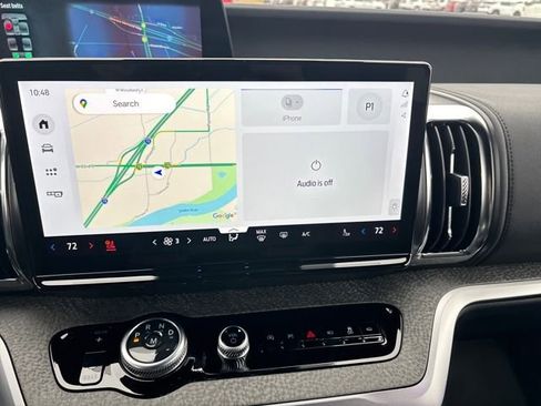 Used 2025 Ford Expedition Tremor image 19