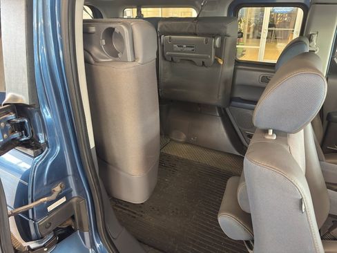 Used 2006 Honda Element EX-P image 16