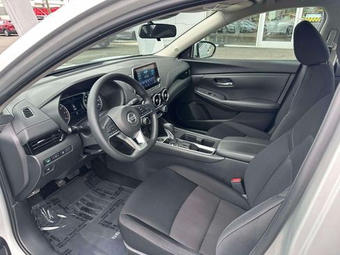 Used 2023 Nissan Sentra SV FWD image 14