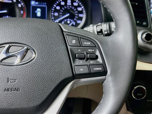 Used 2018 Hyundai Tucson Limited FWD image 19