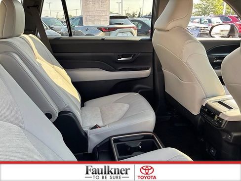 Certified 2026 Toyota Grand Highlander AWD Hybrid image 25