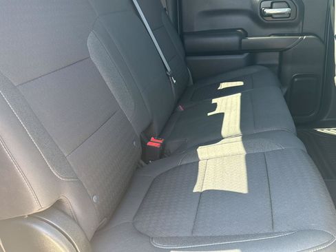Used 2021 Chevrolet Silverado 1500 LT AWD/4WD image 11