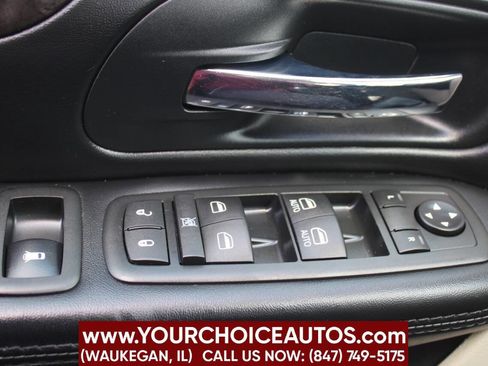 Used 2015 Dodge Grand Caravan SXT w/ UConnect Hands-Free Group image 26