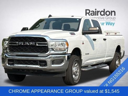 Used 2022 RAM 2500 Tradesman w/ Chrome Appearance Group AWD/4WD image 3