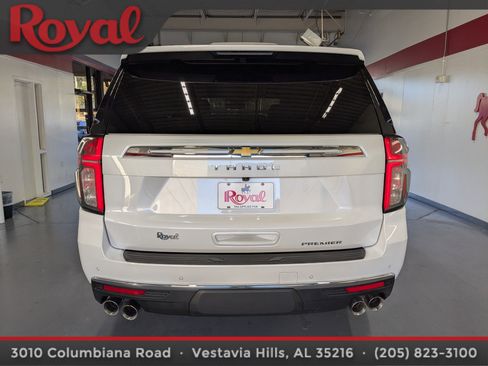 Used 2024 Chevrolet Tahoe Premier image 3
