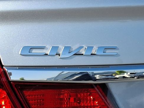 Used 2015 Honda Civic EX image 10