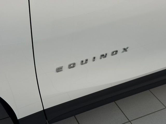 Used 2020 Chevrolet Equinox LT w/ Driver Convenience Package AWD/4WD image 36