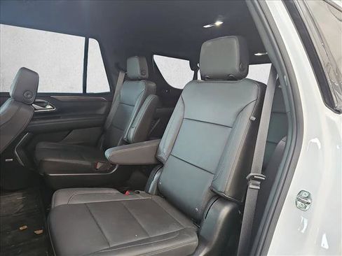 Used 2022 Chevrolet Tahoe Z71 image 9