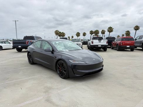 Used 2024 Tesla Model 3 Performance AWD/4WD image 4