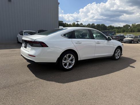 Used 2023 Honda Accord LX image 6