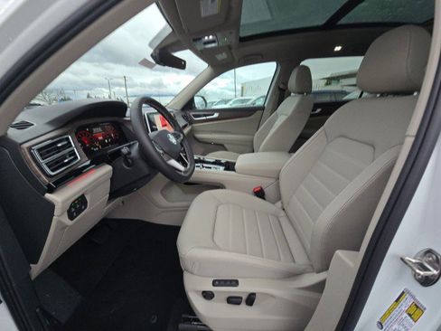New 2026 Volkswagen Atlas SEL AWD/4WD image 25