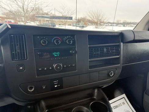 Used 2012 GMC Savana 2500 image 13