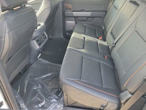 New 2026 Ford F250 Lariat w/ FX4 Off-Road Package image 8