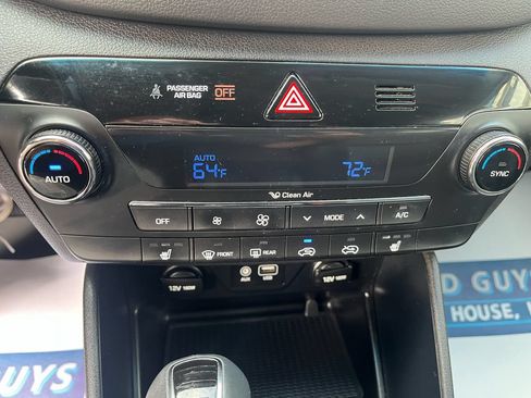 Used 2017 Hyundai Tucson Limited w/ Cargo Package AWD/4WD image 12