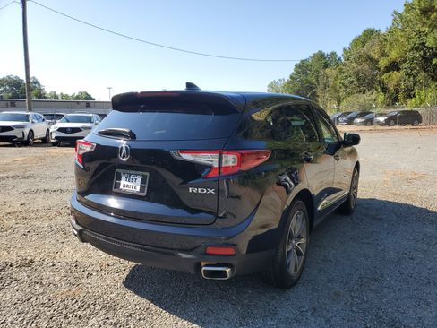 Used 2023 Acura RDX w/ Technology Package FWD image 4