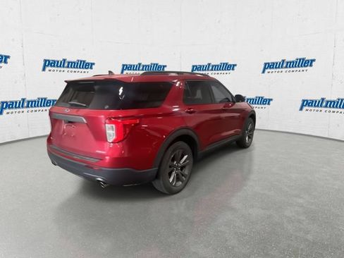 Certified 2021 Ford Explorer XLT w/ Equipment Group 202A AWD/4WD image 10