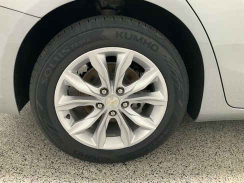 Used 2023 Chevrolet Malibu LT image 11