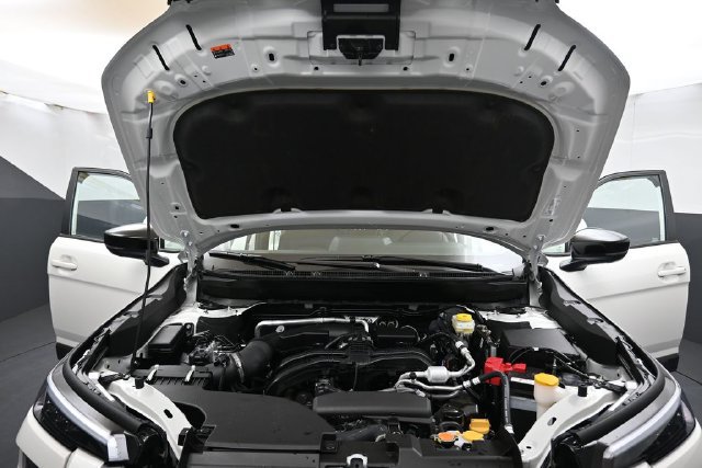New 2026 Subaru Outback Limited AWD/4WD image 9