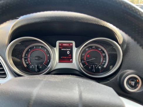 Used 2014 Dodge Journey R/T w/ Flexible Seating Group AWD/4WD image 22