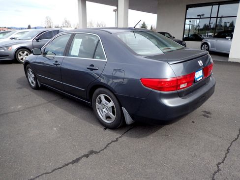 Used 2005 Honda Accord Hybrid Sedan image 3