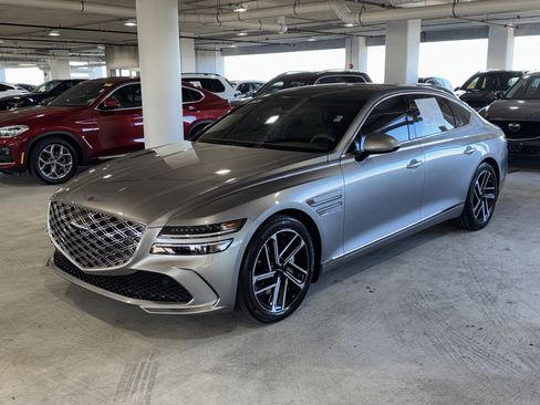 Used 2025 Genesis G80 2.5T Advanced image 4