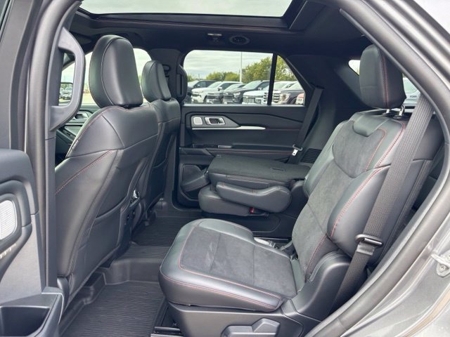 Used 2026 Ford Explorer ST w/ Sun And Sound Package AWD/4WD image 21