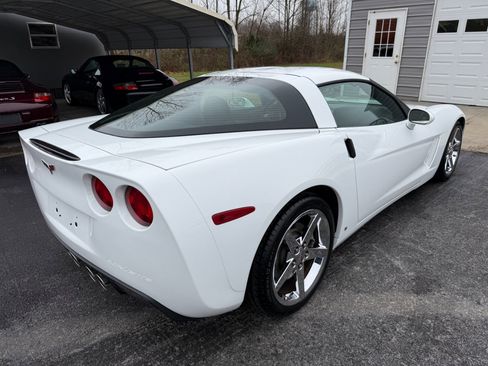 Used 2007 Chevrolet Corvette Coupe w/ Preferred Equipment Group image 13