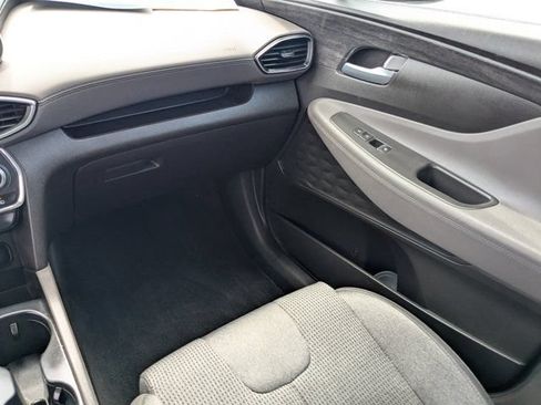 Used 2020 Hyundai Santa Fe SEL FWD image 17