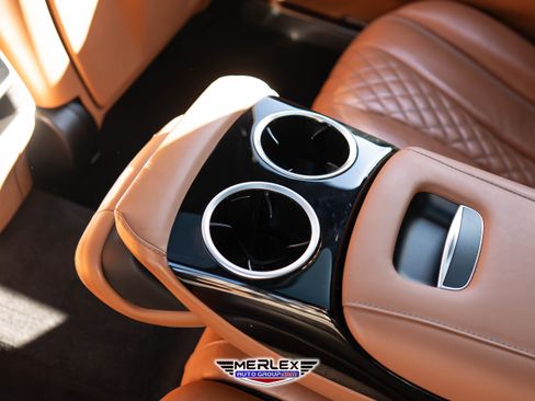 Used 2019 Mercedes-Benz S 560 4MATIC Sedan w/ Premium Package image 23