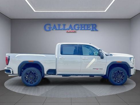 New 2026 GMC Sierra 2500 AT4 w/ AT4 Premium Plus Package AWD/4WD image 3