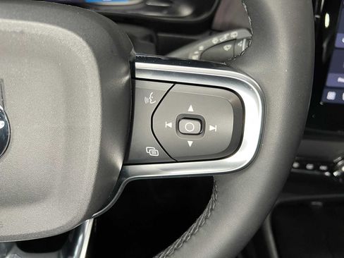 Used 2023 Volvo XC40 Recharge Plus AWD/4WD image 29