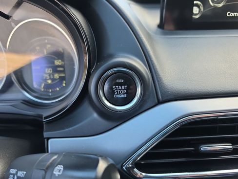 Used 2018 MAZDA CX-9 Sport image 18