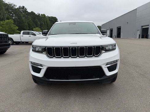 Certified 2023 Jeep Grand Cherokee Limited w/ Luxury Tech Group II AWD/4WD image 2