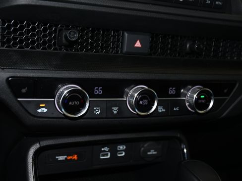 Used 2025 Honda CR-V Sport image 15