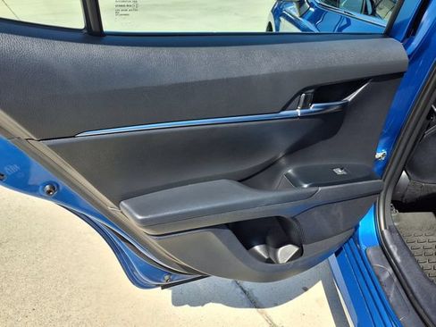 Used 2020 Toyota Camry LE FWD image 10