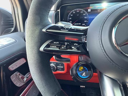 Certified 2025 Mercedes-Benz G 63 AMG 4MATIC image 33