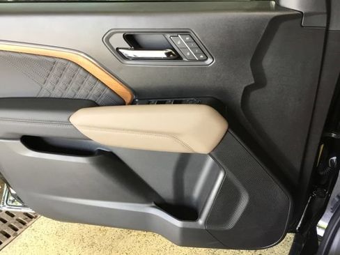 New 2026 GMC Canyon Denali AWD/4WD image 37
