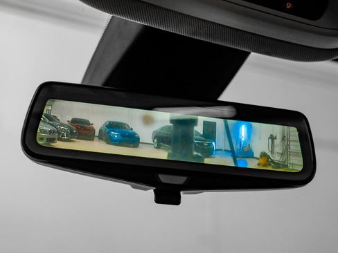 Used 2018 Chevrolet Traverse LT FWD image 40
