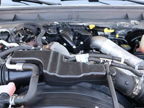 Used 2015 Ford F350 Platinum w/ Platinum Package AWD/4WD image 39