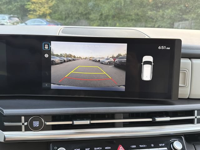 Used 2025 Hyundai Santa Fe SEL FWD image 30