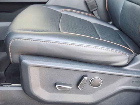 New 2025 Ford F150 Lariat w/ Equipment Group 502A High image 23