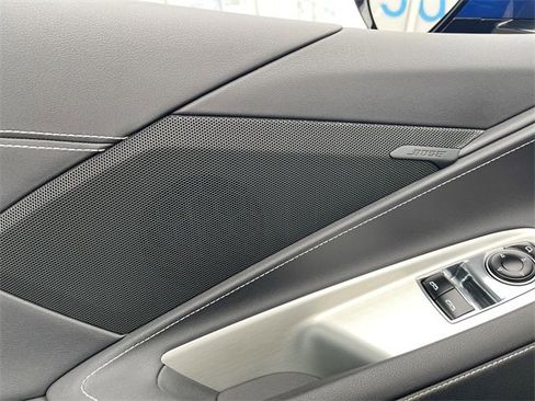 Used 2023 Chevrolet Corvette Stingray w/ Z51 Performance Package image 23