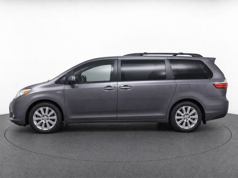 Used 2016 Toyota Sienna XLE Premium w/ Outdoor Package AWD/4WD image 2