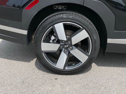 New 2025 Hyundai Santa Fe Limited AWD/4WD image 33