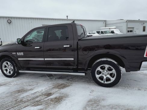 Used 2017 RAM 1500 Laramie w/ Convenience Group image 6