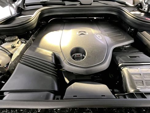 New 2026 Mercedes-Benz GLS 450 4MATIC image 14