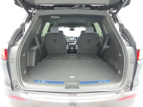Certified 2023 Buick Enclave Essence image 52