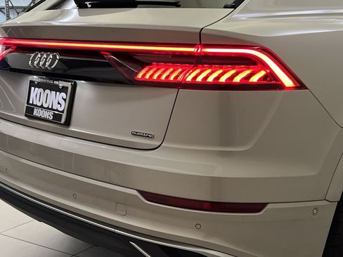 Used 2020 Audi Q8 Premium Plus AWD/4WD image 29